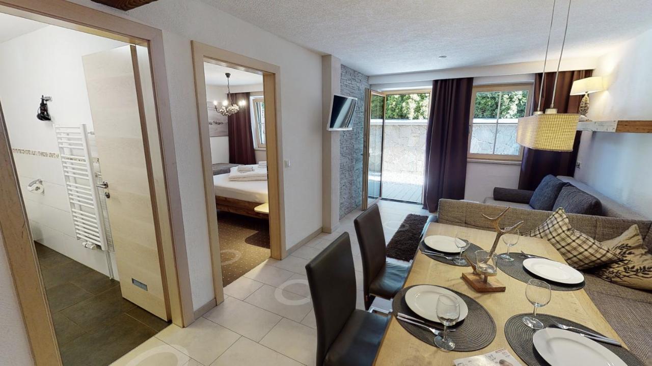 Appartements "Da Zillertaler Und Die Geigerin" Mayrhofen Exteriör bild
