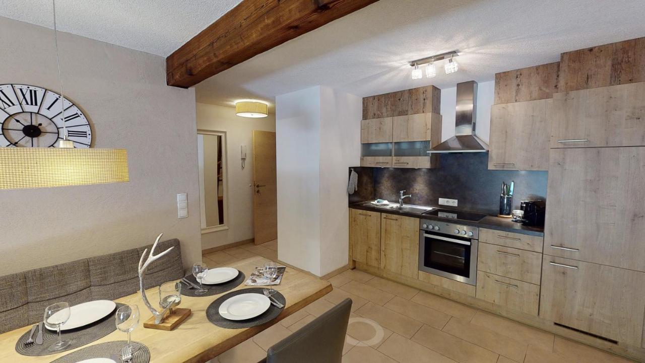 Appartements "Da Zillertaler Und Die Geigerin" Mayrhofen Exteriör bild